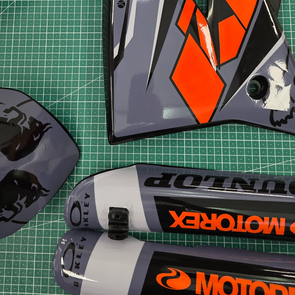 Kit grafiche per moto lavoro-11